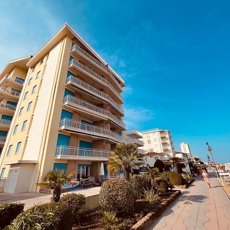 Appartamento Cima - Vista Mare, 3 Camere, Wifi, Family Apartment ليدو دي يسولو المظهر الخارجي الصورة